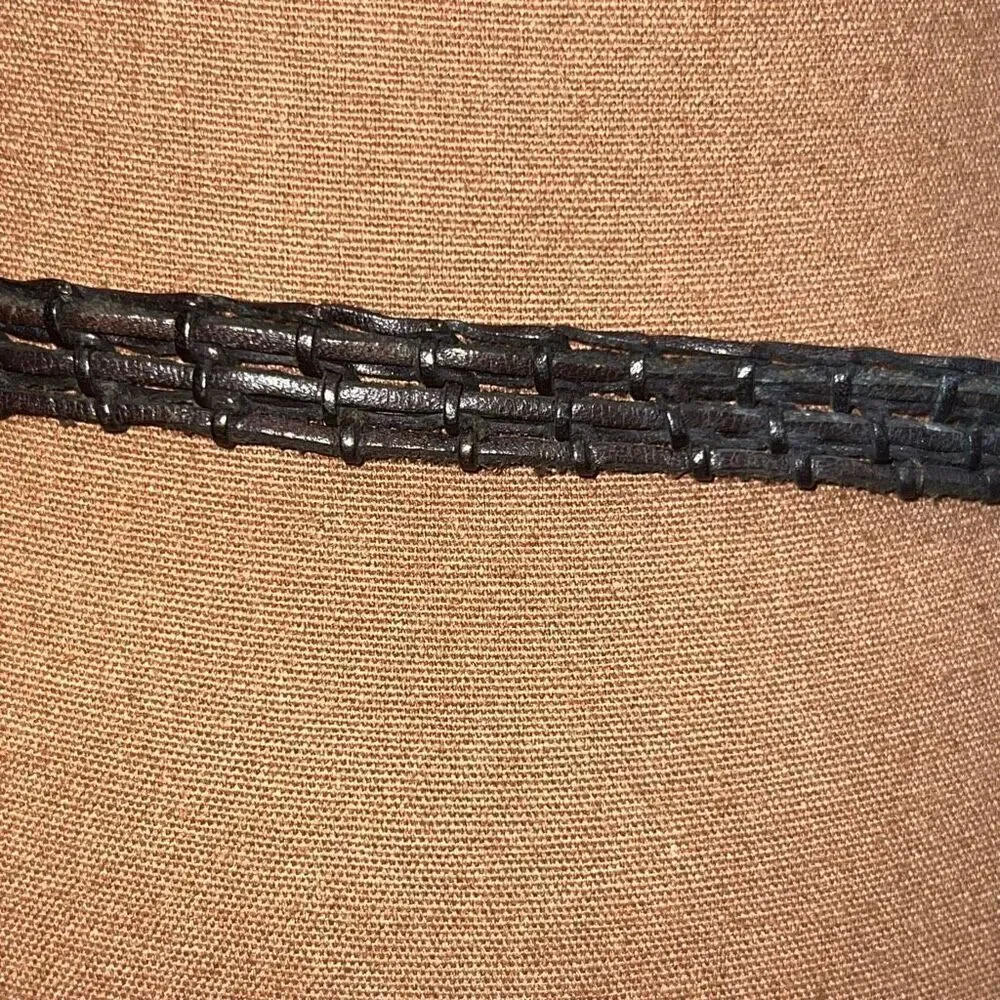 Vintage Leather & Silver Hardware Skinny Y2K Style Woven Belt Women’s Small
